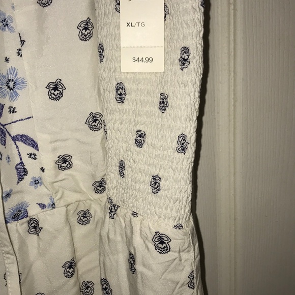 Knee length dresse - Picture 4 of 6